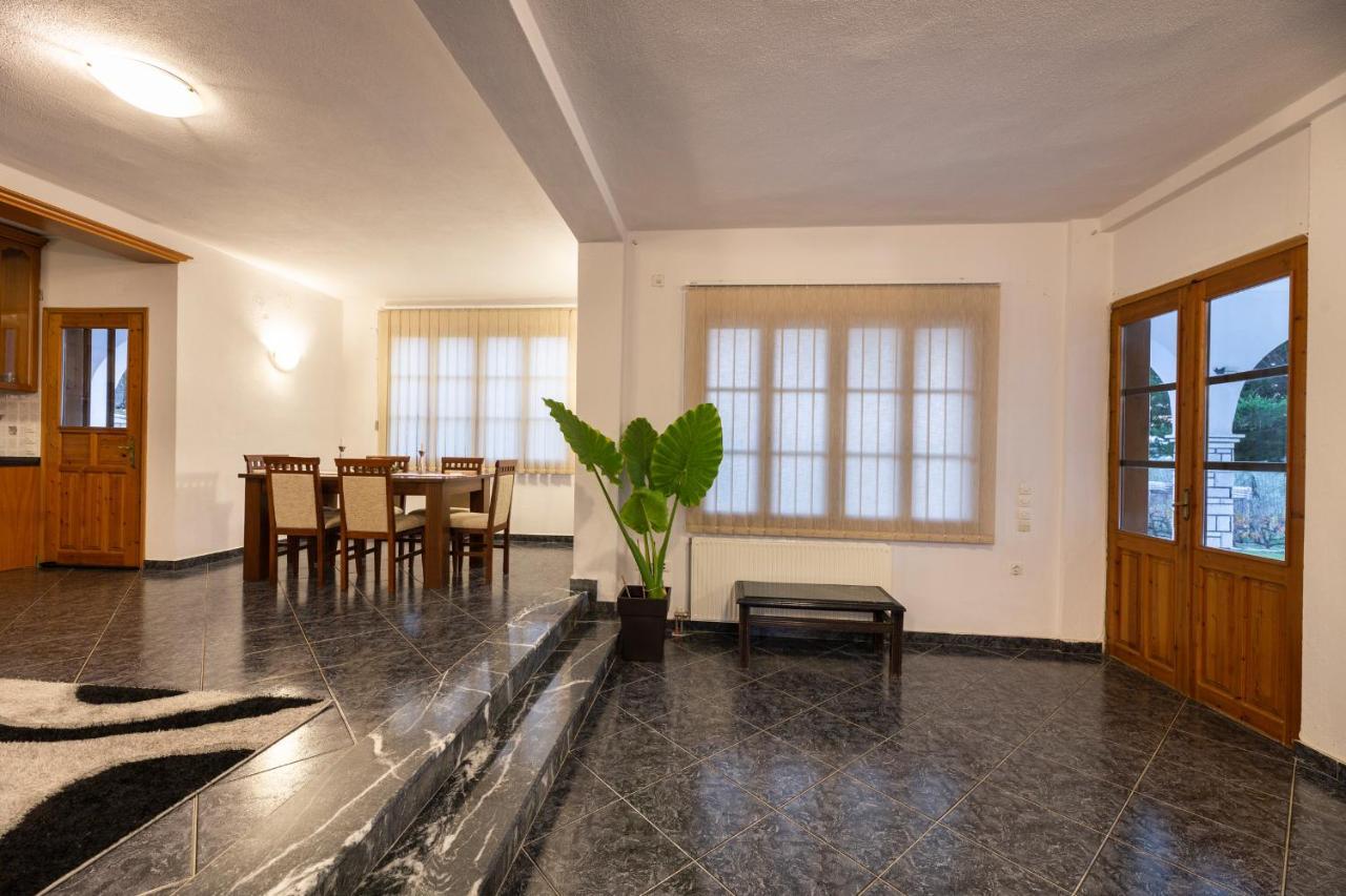 Τrικαλα - Μετεorα-Villa Toscana Трикала Экстерьер фото